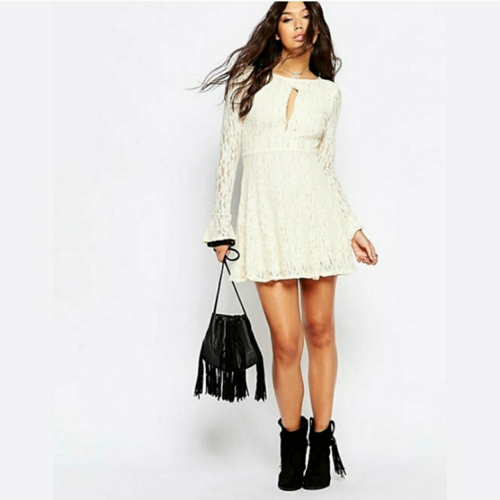 FREE PEOPLE TEEN WITCH MINI KEYHOLE LACE DRESS XS